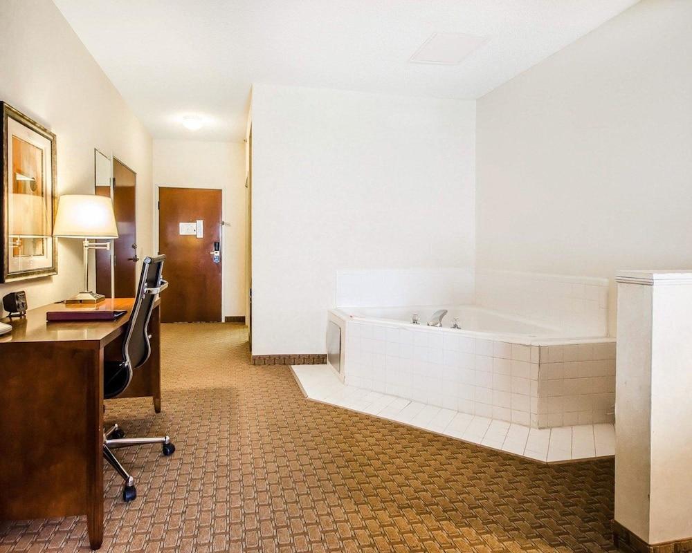 คอมฟอร์ต สวีท เพรสตันส์เบิร์ก เวสต์ Hotel Prestonsburg ภายนอก รูปภาพ