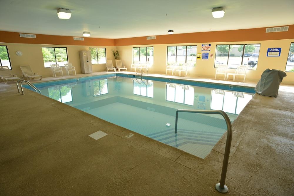 คอมฟอร์ต สวีท เพรสตันส์เบิร์ก เวสต์ Hotel Prestonsburg ภายนอก รูปภาพ