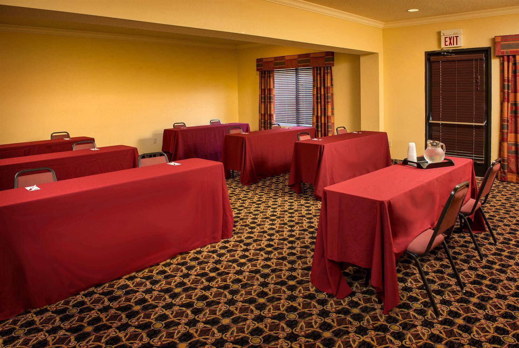 คอมฟอร์ต สวีท เพรสตันส์เบิร์ก เวสต์ Hotel Prestonsburg ภายนอก รูปภาพ